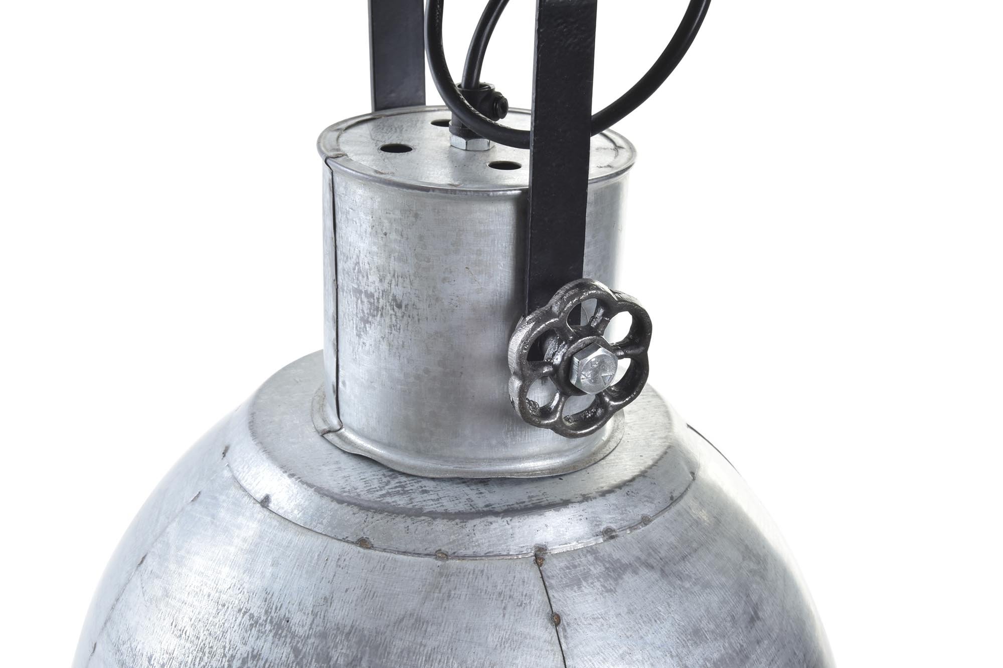 lampara de metal con 3 focos